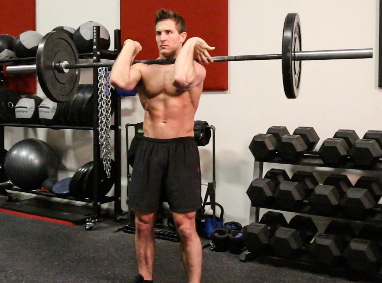 Now let’s take a look at the barbell front squat. 